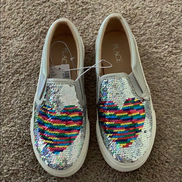 COPY - Girls Flip Sequin Heart Metallic Slip on S… - Picture 1 of 4